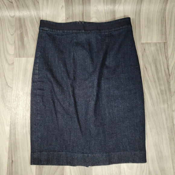 Boden Dresses & Skirts - Boden Denim Pencil Skirt Womens Size 2P Blue Lined Straight Cotton Blend